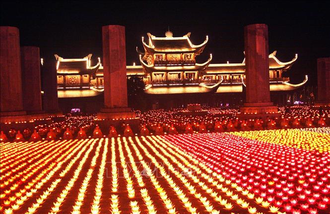 vesak3